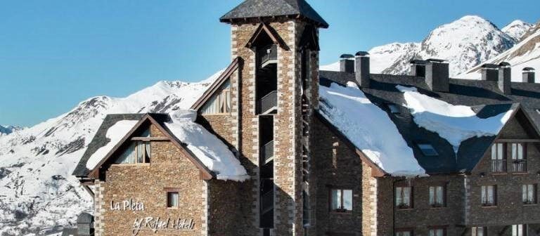 Hotels on ski slopes